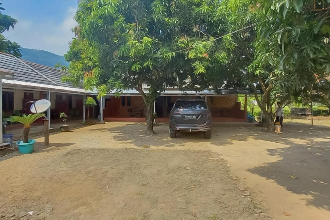 Aa Bungsu Syariah Balekambang Ciletuh Sukabumi Redpartner Hotel Cilowa Eksteriør billede
